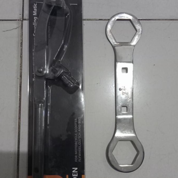 Kunci Treker Cvt Matic Flywheel Plier Alat Buka Mangkok Ctv Motor
