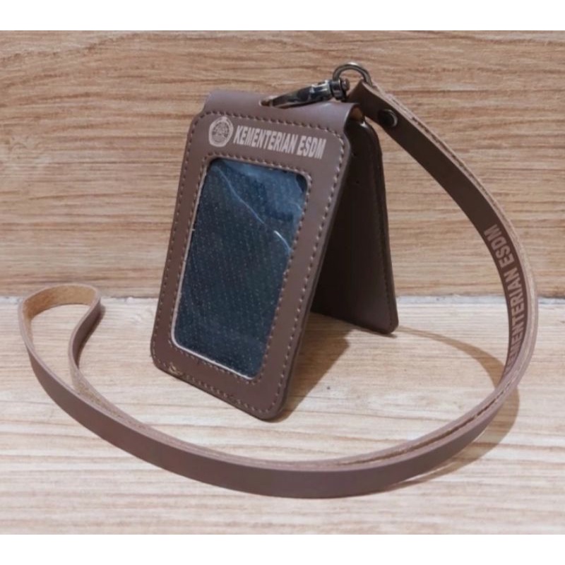 

holder kalung id card kementrian ESDM model lipat
