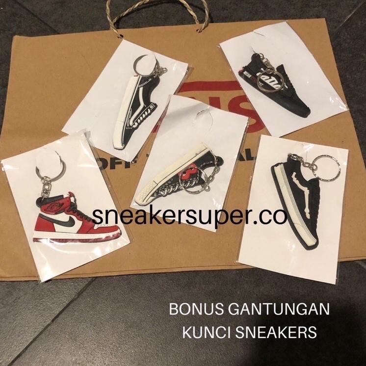 "SMB.18Oc22c" (BONUS) SEPATU KAOS KAKI CONVERSE PREMIUM + GANTUNGAN KUNCI CONVERSE + PAPER BAG kkv