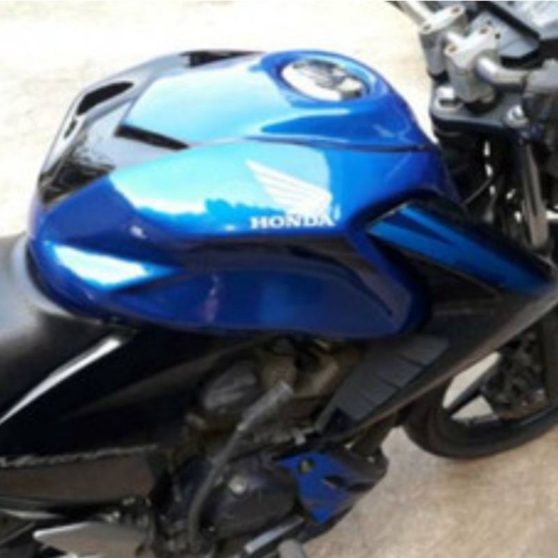 kondom tangki megapro new karbu cover tangki megapro new monoshock