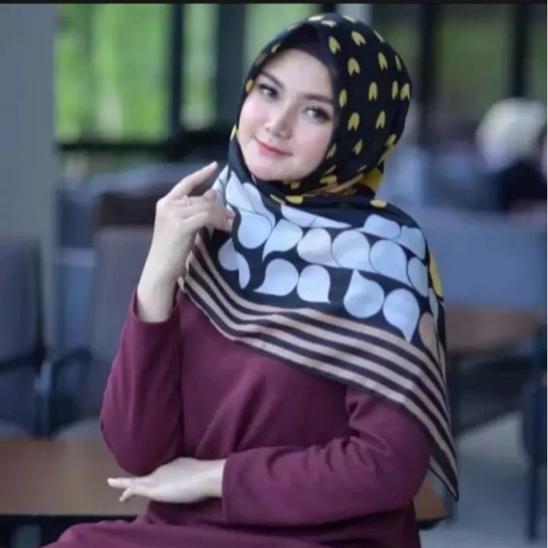 Trend  Hijab segi empat motif Deenay kw Arwa Navi Terbaru / hijab deenay murah/ hijab segi empat mur