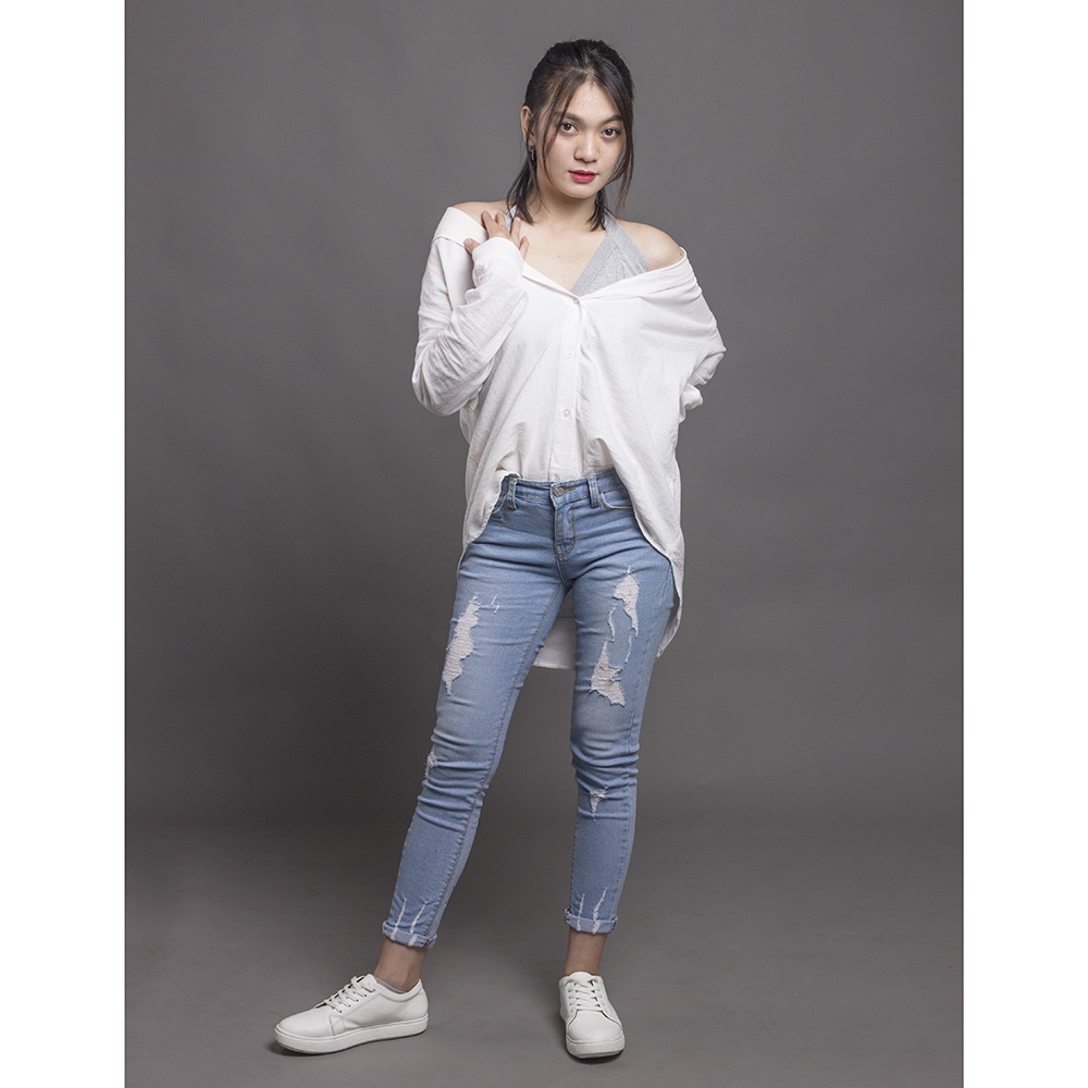 DYLA WHITE |ManNeedMe x NAZ| Sepatu Sneakers Wanita Casual Sepatu Wanita ORIGINAL