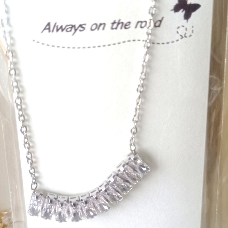 Kalung titanium diamond