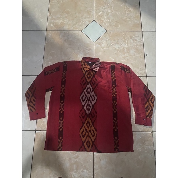 kemeja tenun motif Toraja merah original