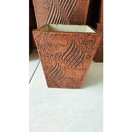 pot kayu / vas kayu tinggi 15cm lebar 13cm untuk tanaman tiruan/ plastik/ artificial