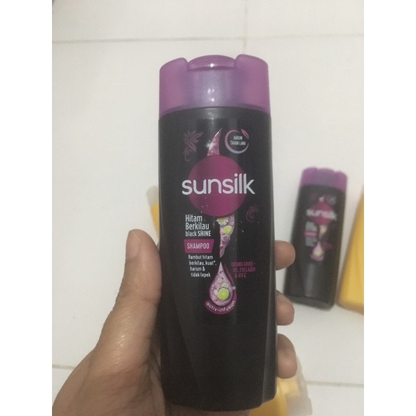 Sampo Sunsilk 70 ml hitam dan kuning