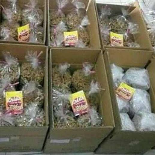 

SALE✅Keripik Usus ayam Super - KRISIS 2 Kg. Kripik Goreng crispy Original, kiloan perkilo harga murah|SQ2