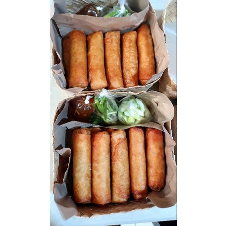 

Lumpia Goreng Besar isi 10