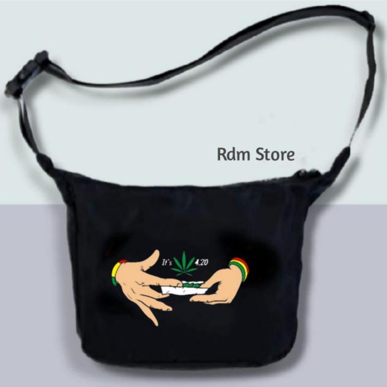 Tas selempang pria murah Sling bag cowok distro anti air waterproof Original Sling Bag Wanita Bahan 