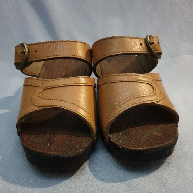 SANDAL SCHOLL PRELOVED