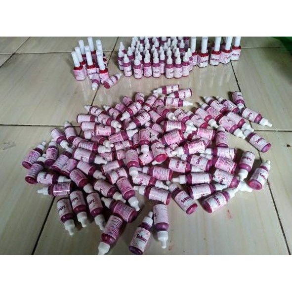 

Grosir Favorit INAI KUKU 15ml / PACAR KUKU / PEWARNA KUKU / HENNA KUKU