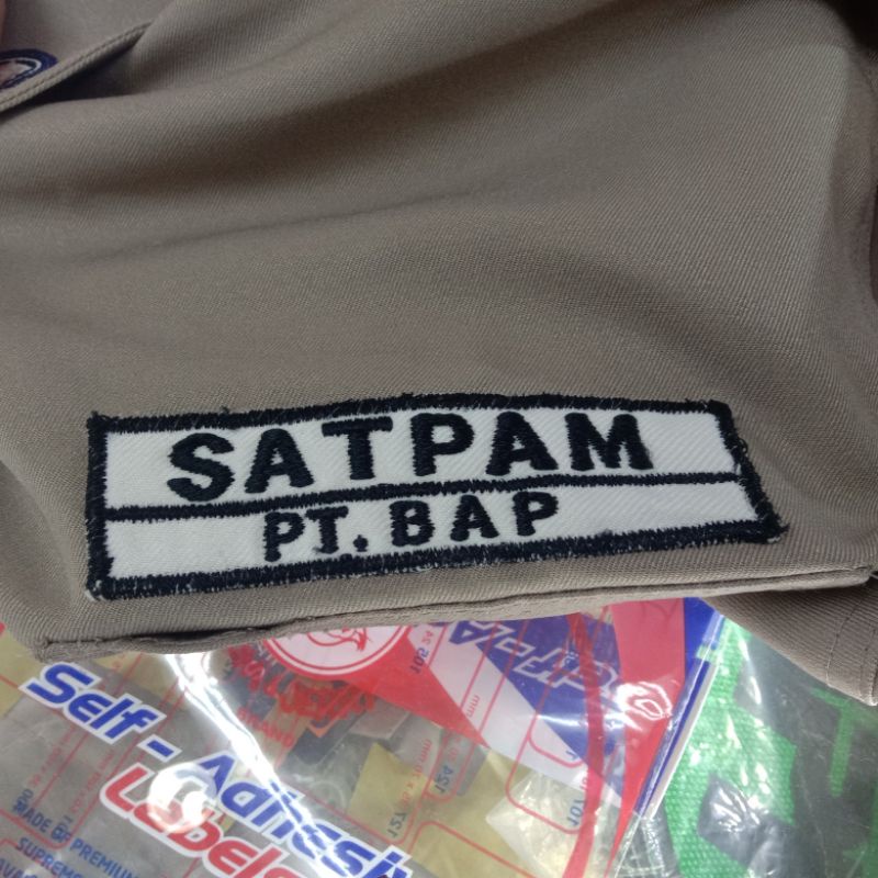 

label satpam 2 baris