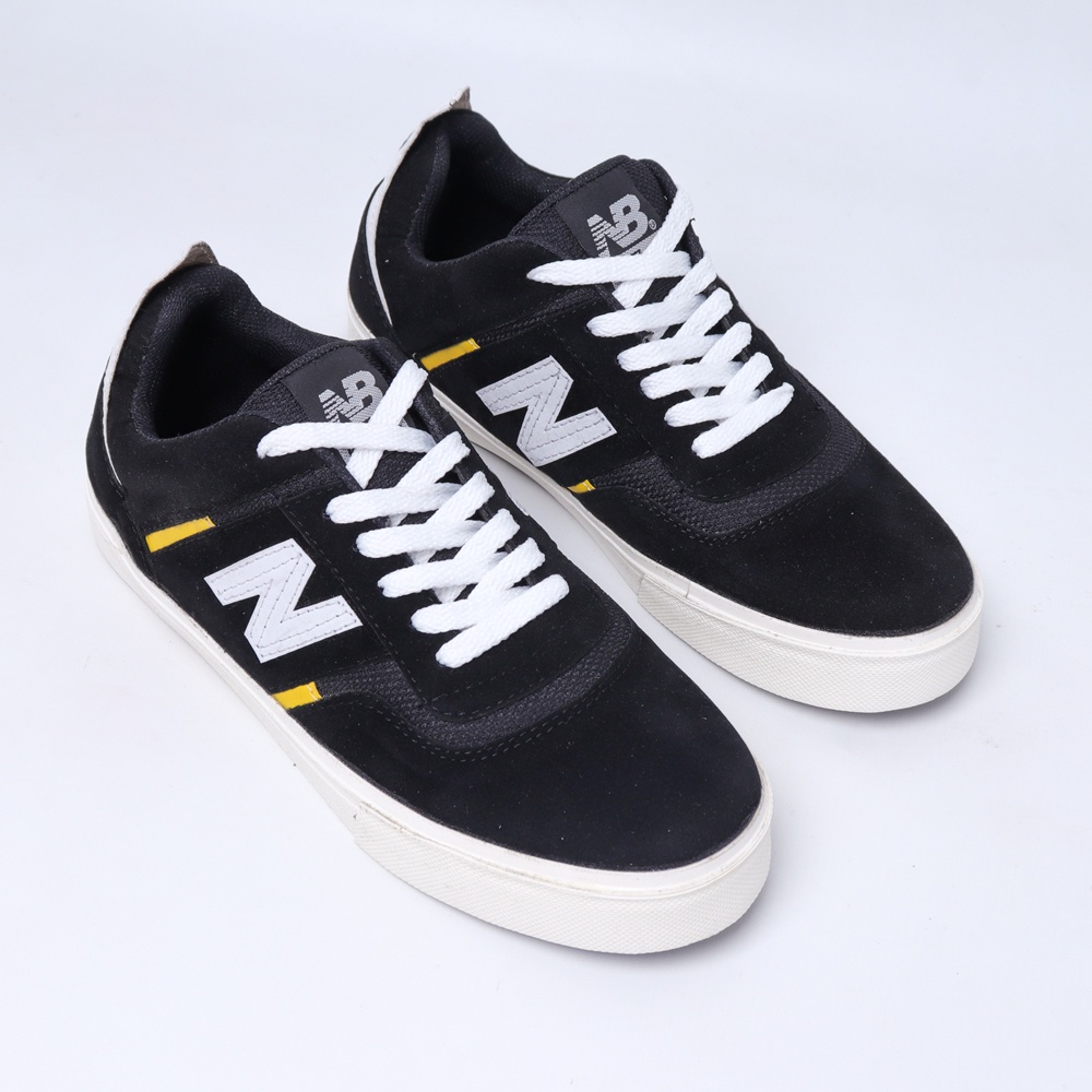 SEPATU PRIA SKATEBOARDING SNEAKERS CASUAL KETS SPORT PREMIUM IMPORT BNIB HITAM PUTIH