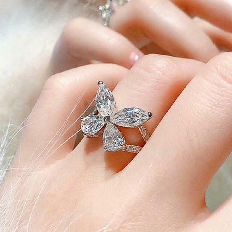 Fancyqube Cincin Bentuk Kupu-Kupu Warna Silver Aksen Kristal Cubic Zirconia Untuk Wanita