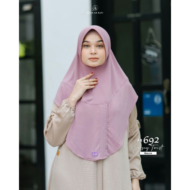 Jilbab Instan Hijab Instant Kerudung Bergo Arrafi AR 692 376 Terbaru Kekinian Model Hamidah Shafira 