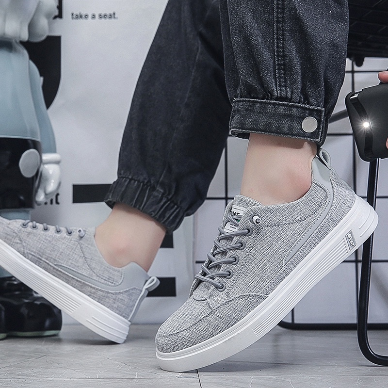 Mainland Sepatu Sneakers Kanvas Sepatu Pria Fashion Casual Outdoor MC306