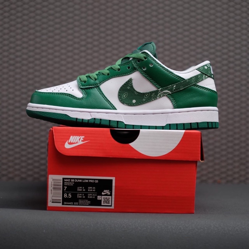 NIKE DUNK LOW GREEN PAISLEY