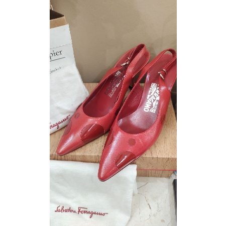 sepatu ferragamo hills authentic