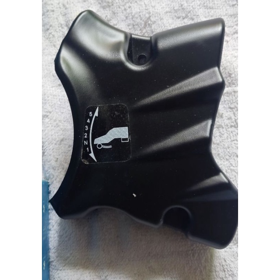 tutup cover gir depan pulsar 135