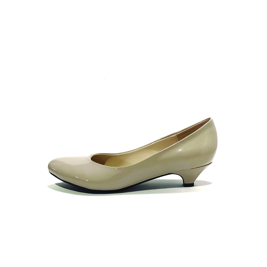 Workswell Sepatu Kerja Wanita Low Heels 3cm 6808 Creme Glossy