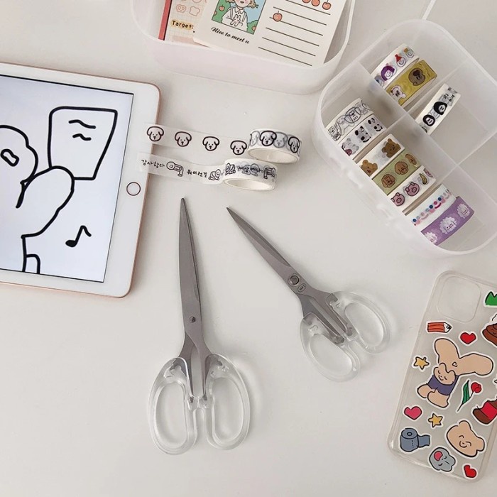 

Gilaa!!! Gunting Kertas Transparan Aesthetic Scissors Scrapbook Gunting Sekolah Terlaris
