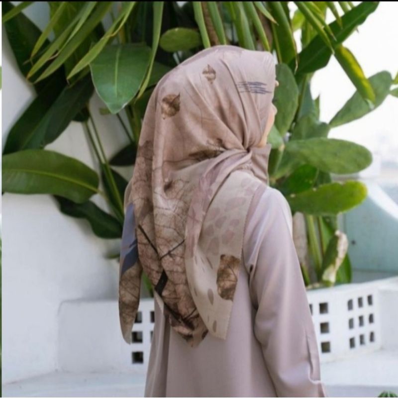 Hijab segi empat motif teak Terbaru / hijab deenay murah/ hijab segi empat murah terkini/ terlaris t