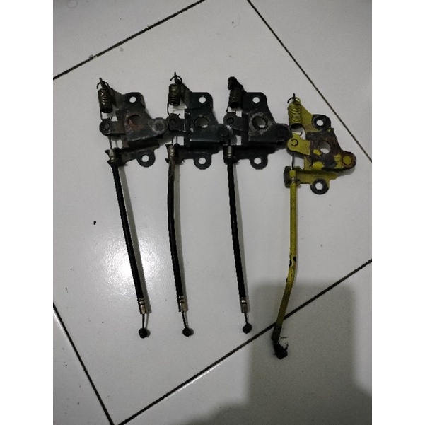 Breket bereket pengunci jok Tiger revo Tiger lama original