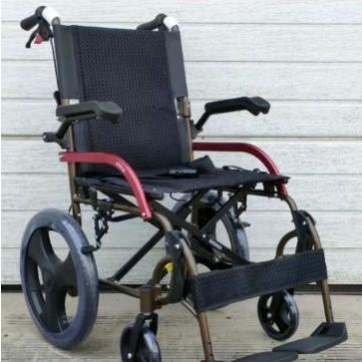 Kursi Roda Traveling Athena Roda Kecil Avico Terbaik Khusus Gojek