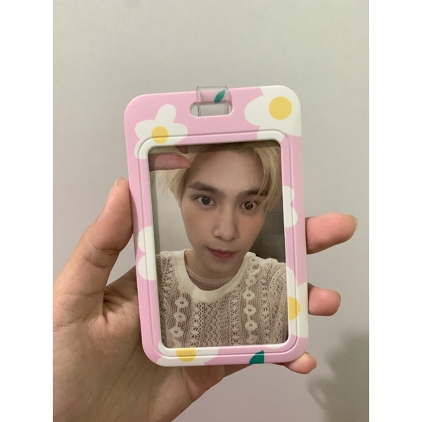 hendery photocard pc nct wayv season greeting