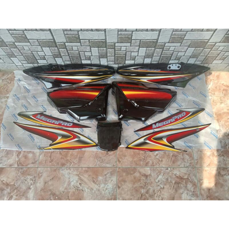 COVER BODI SET MEGAPRO LAMA MEGAPRO HIU