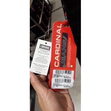 CELANA PANJANG HITAM cardinal jeans