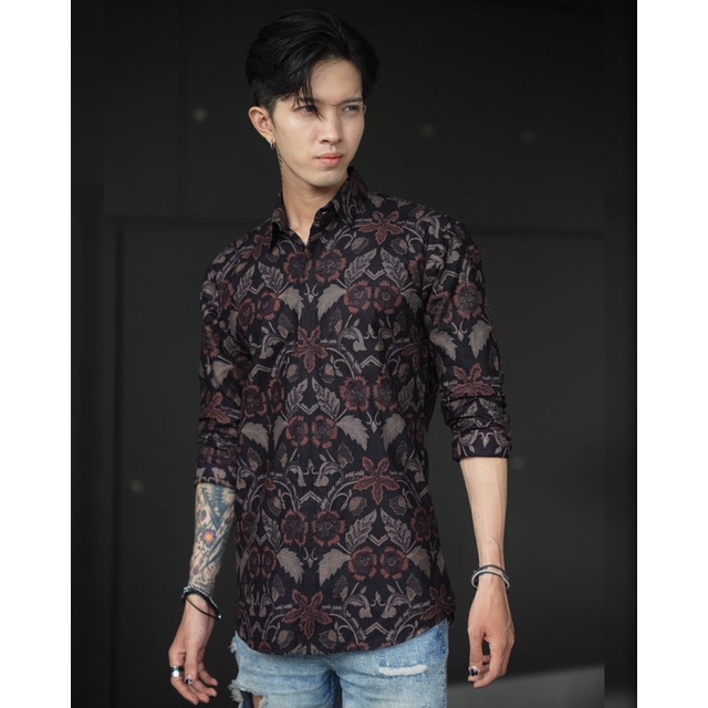 KEMEJA BATIK PRIA Lengan Panjang Premium Motif Elegant Warna Hitam 722553 Cap 72 Baju Kemeja Atasan Pakaian Setelan Batik Pria Cowok Laki Laki Remaja Keluarga Kantor Lengan Panjang Modern Slimfit Slim Fit Premium Kekinian