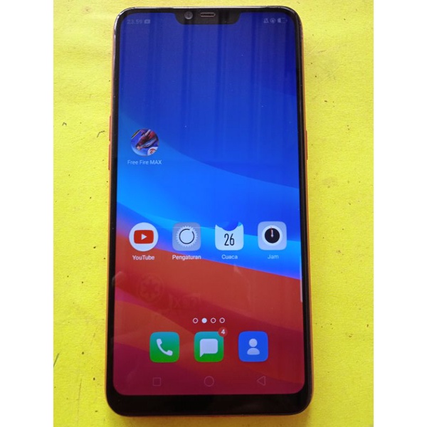 Hp bekas murah Oppo A3s ram 2/16gb normal