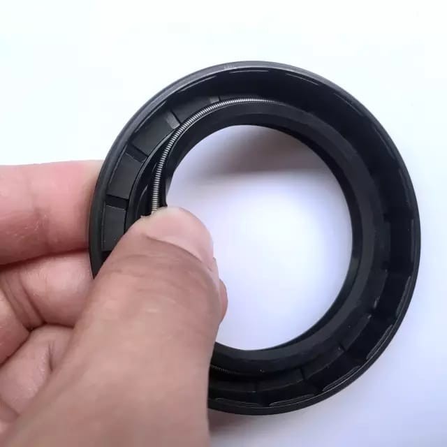 Oil seal TC 25 40 7 Taiwan oil seal rotary shaft TC 25x40x7