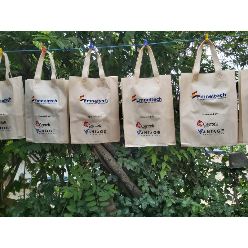 

TAS SPOUNBOND| PARTAI UKURAN |30 × 40| GRATIS SABLON 1 SISI