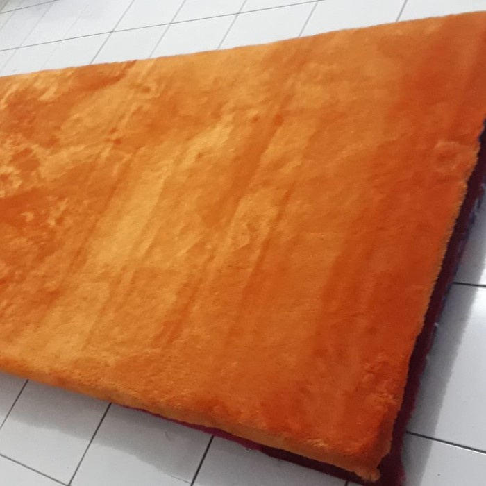KARPET BULU KARPET BUSA BULU RASFUR UK 100 × 200 × 4 CM HARGA 160.000 rasfur tebal premium berkualit