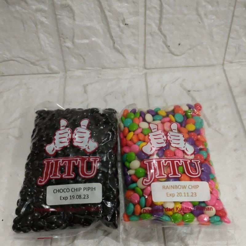 

Chip coklat dan rainbow chip pipih repacking kemasan 100 gr