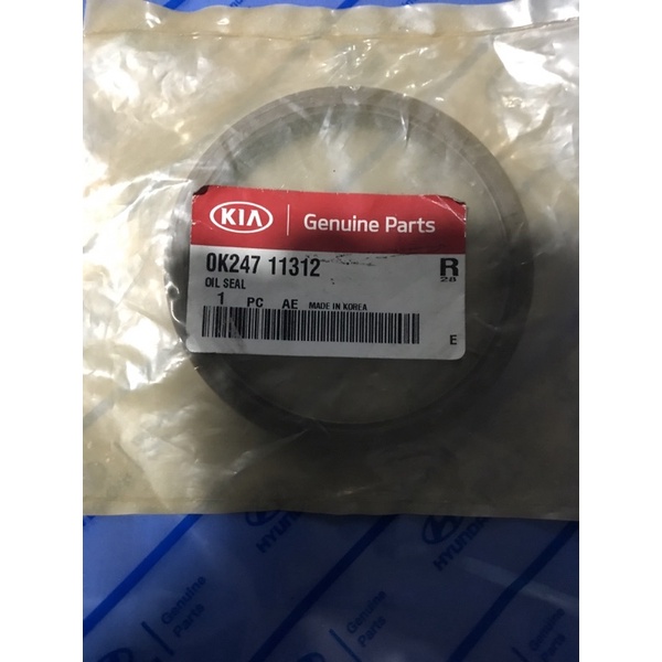 Seal Kruk As Belakang Carens 1 dan 2 Genuine Parts