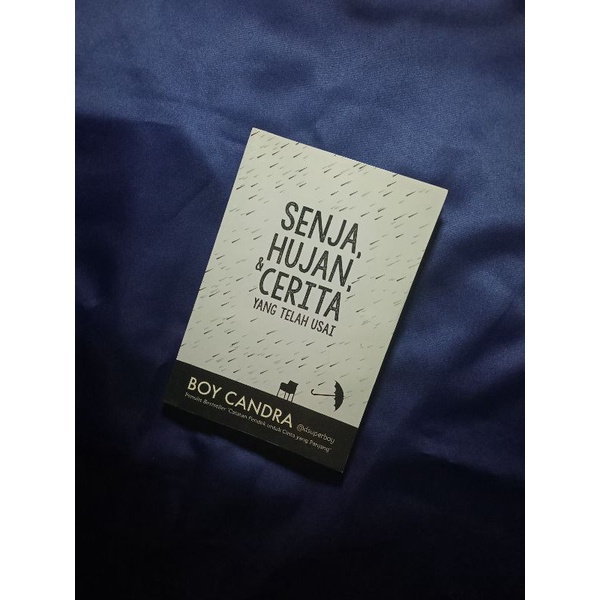 Buku Preloved - Senja Hujan & Cerita yang Telah Usai - Boy Candra Original Bekas