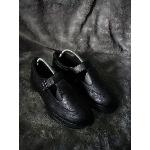 DOCMART MADISON / POLLEY