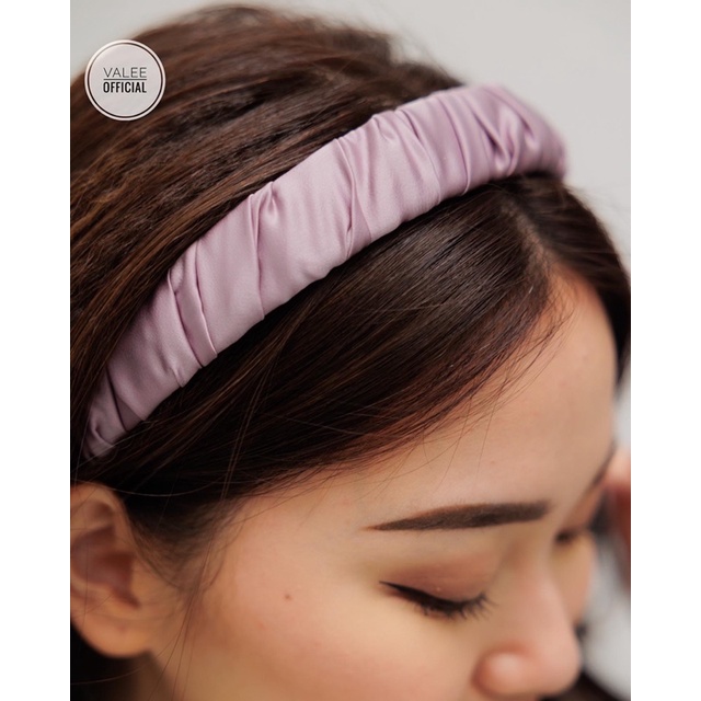 SIGNATURE TWIST HEADBAND | BANDO SATIN MAXMARA PREMIUM