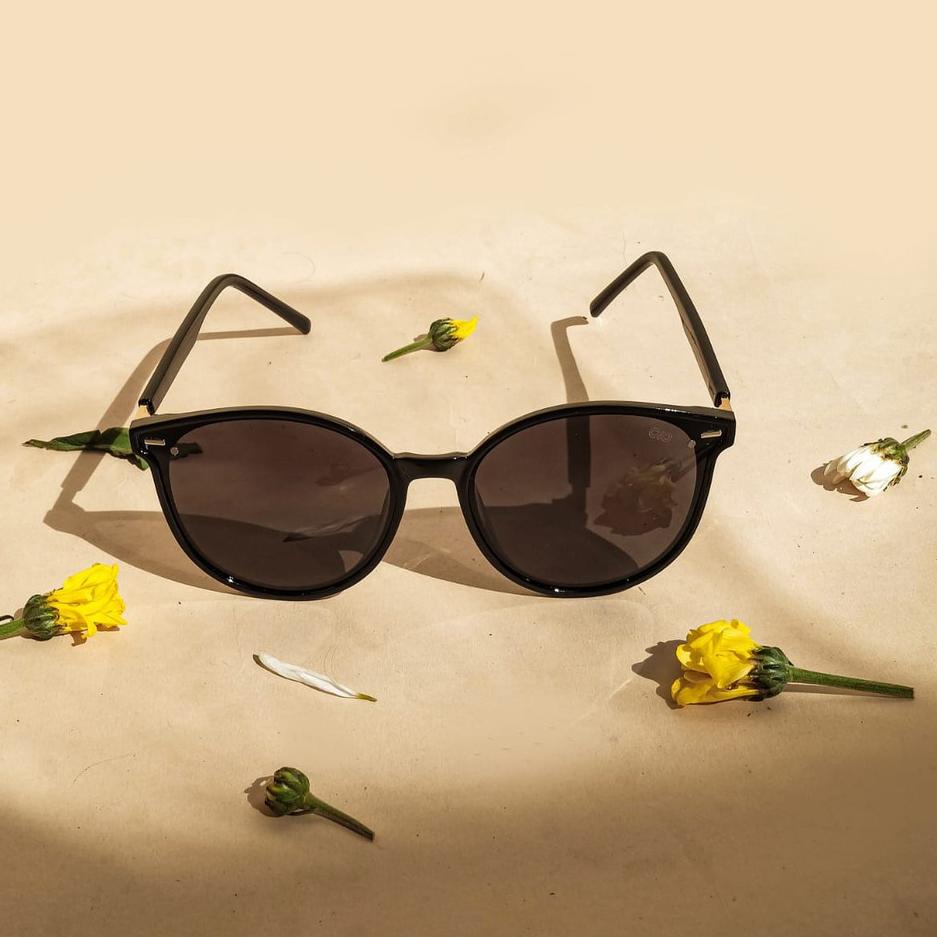 Chekout OLSEN Sunglasses by Doppel