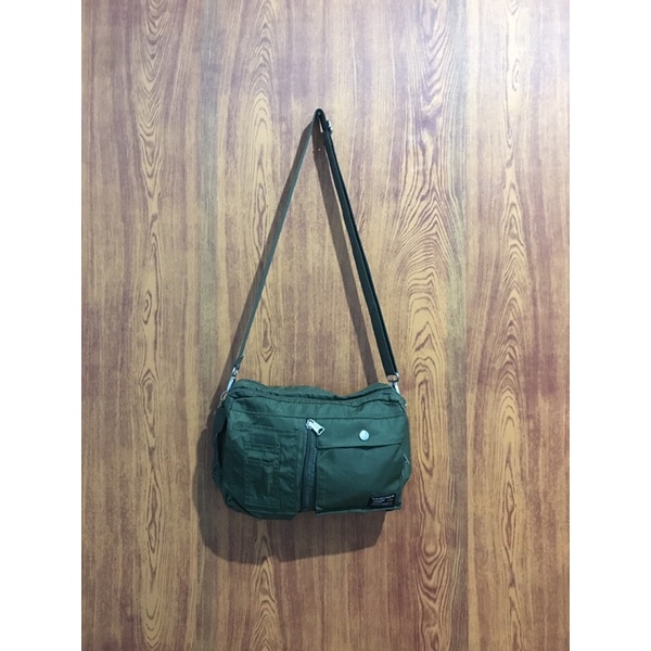 alpha industries sling bag