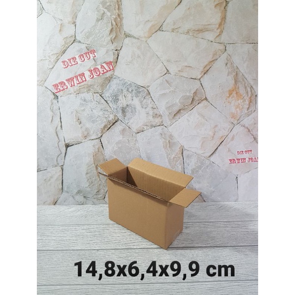 

Kardus / Box/ uk 14,8x6,4x9,9 cm/ Karton packing polos ST ( Dengan/Tanpa SEKAT)
