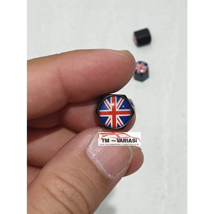 [BISA COD] Tutup Pentil Ban Mobil Besi Logo Motif Bendera England Inggris Kunci L / Perlengkapan Var