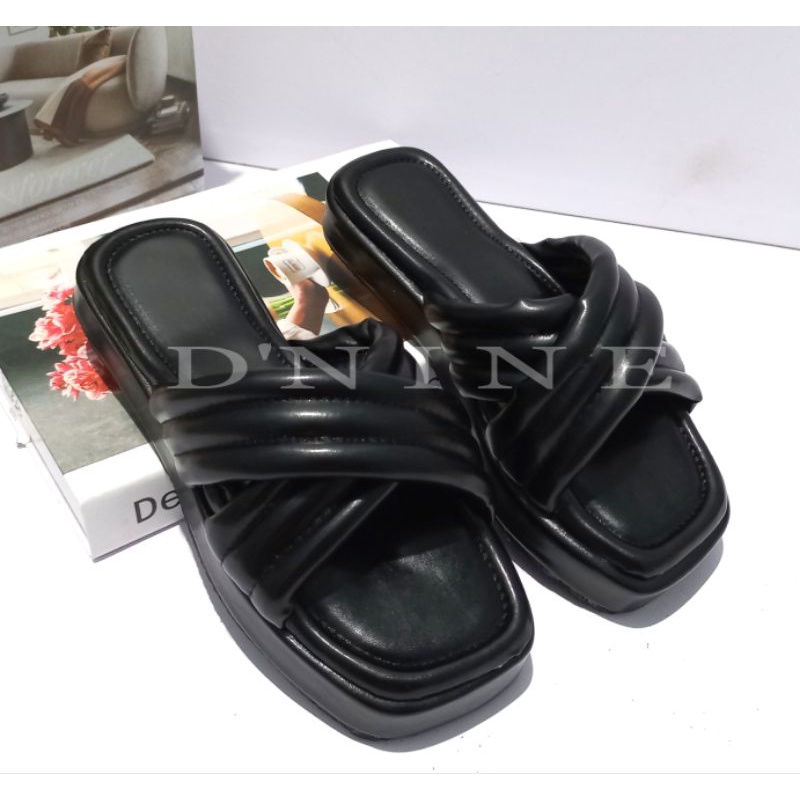 DN 01 Sandal wedges platform anak tanggung/gadis belia (31-35)