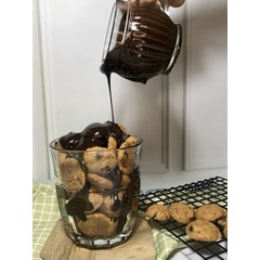 

Buy 1 Get 1 Mud Cookies Cookies Siram Saus Coklat