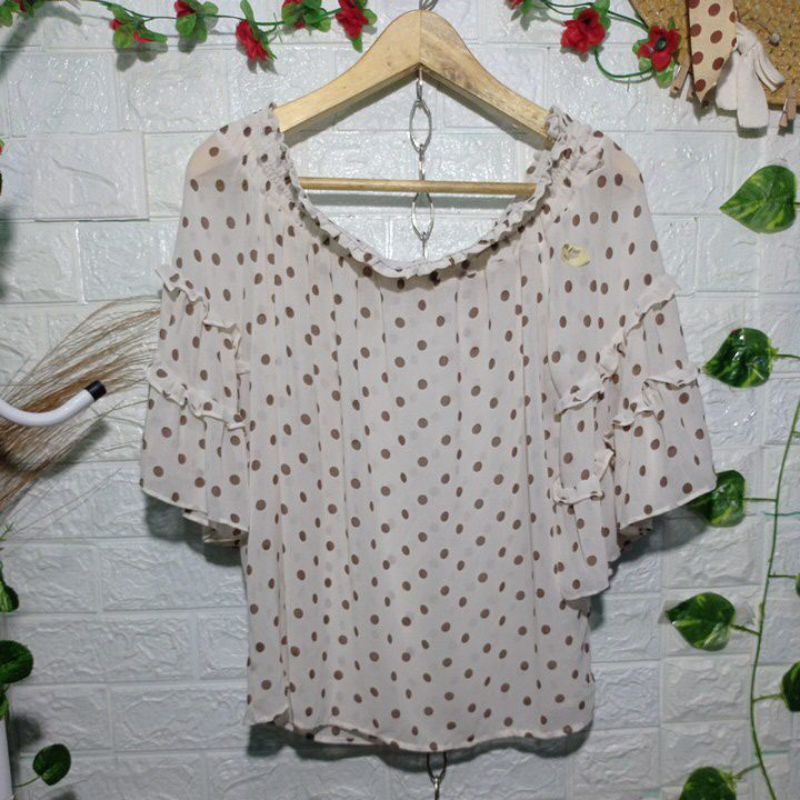 Atasan Sabrina Lengan Balon Preloved Blouse Sifon