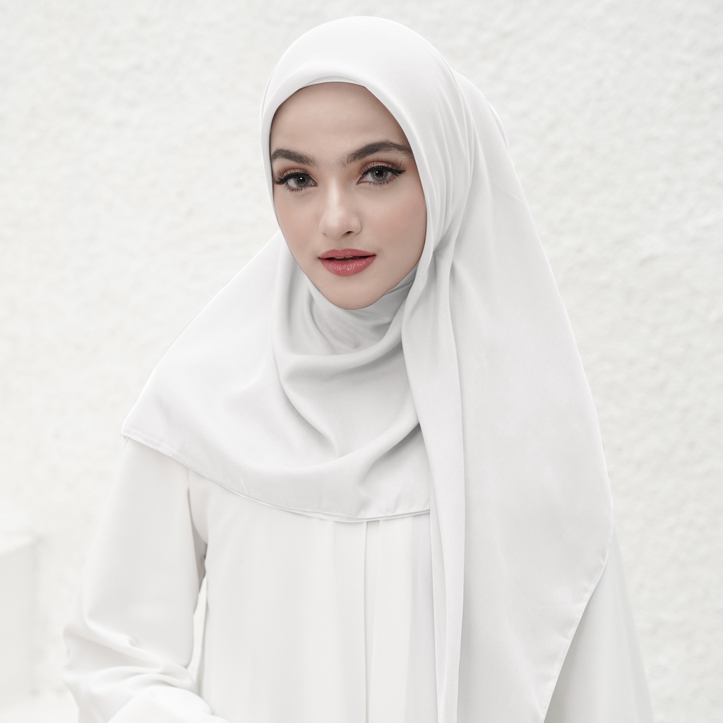 MANDJHA Essential Lucent White 40 Scarf By IVAN GUNAWAN - Jilbab Hijab Segi Empat Polos Putih Bersih