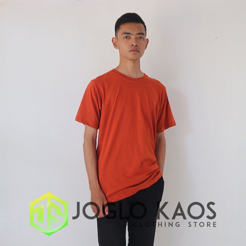 Baju Kaos Polos Premium Merah Bata Pria Wanita Cotton Combed 30s Dewasa Joglo Kaos